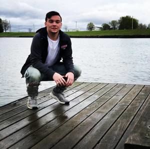 Meet your Posher, Thomas